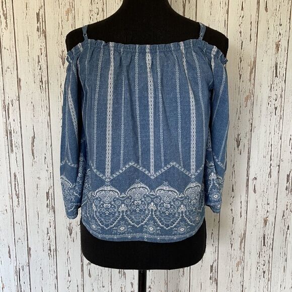 Active USA Top  - Picture 5 of 8